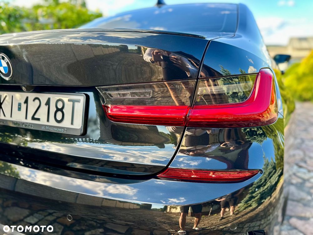 BMW Seria 3 320d xDrive M Sport Shadow sport - 8