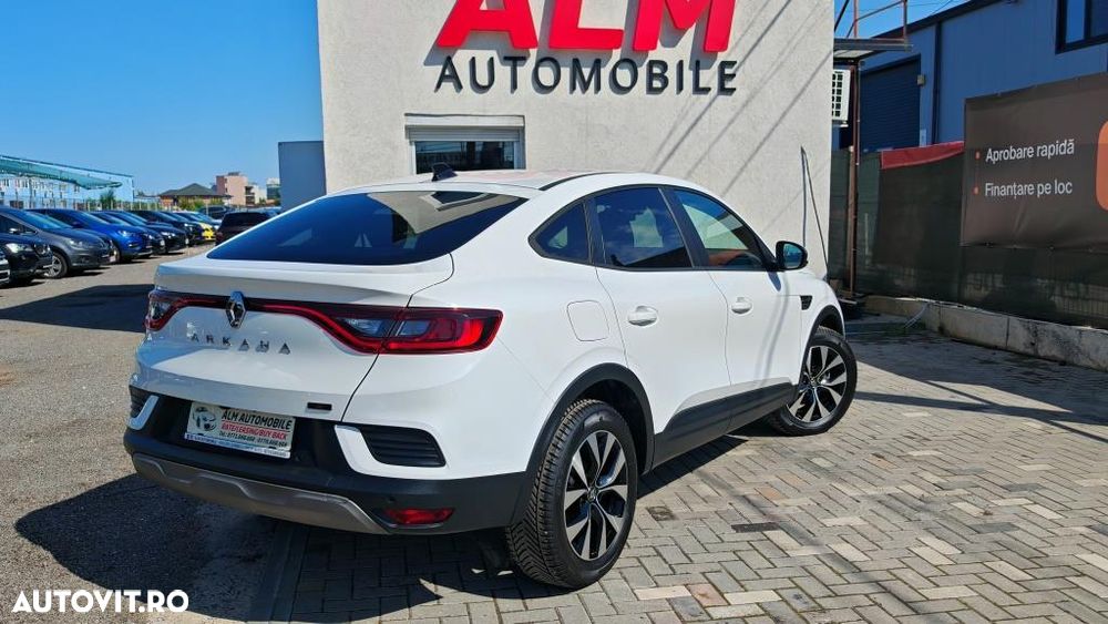 Renault Arkana E-TECH 145 Evolution - 10