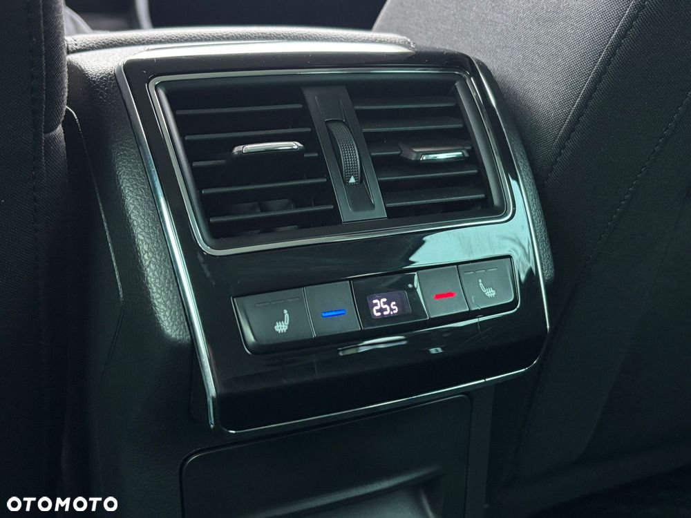 Skoda Superb 2.0 TDI SCR Style DSG - 12