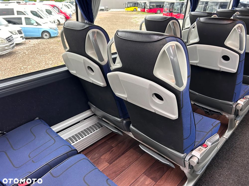 Mercedes-Benz Tourismo - 21