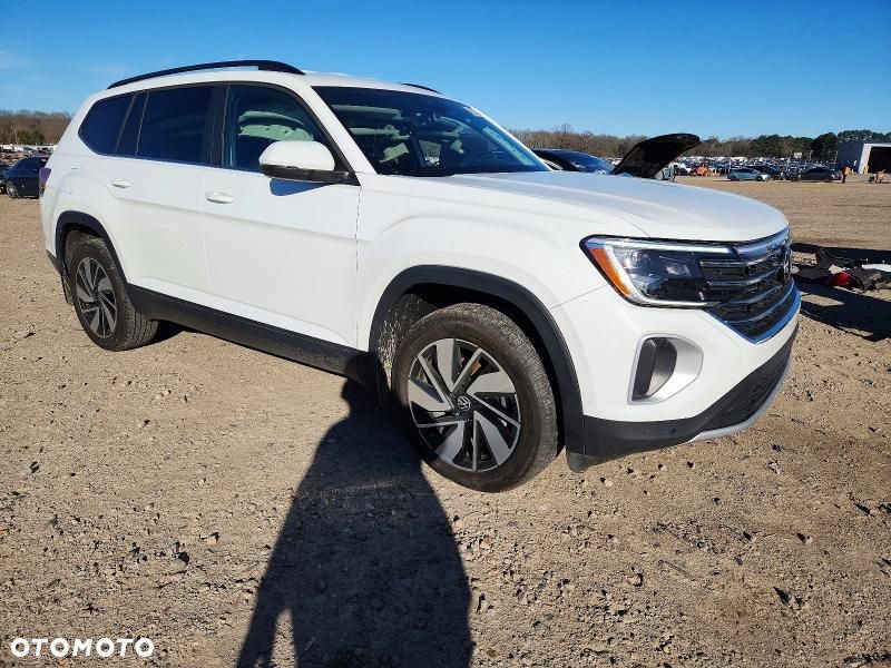 Volkswagen Atlas - 2