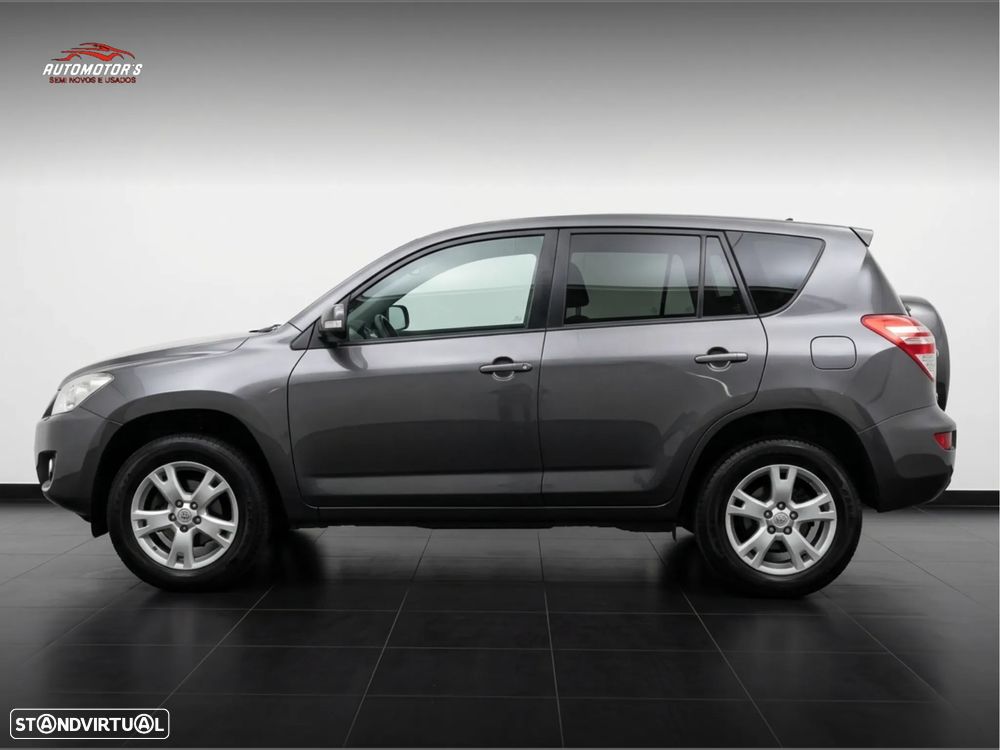 Toyota RAV4 2.2 D-4D Sol High Pack+NAVI - 4