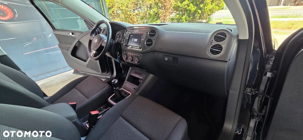 Volkswagen Tiguan - 37