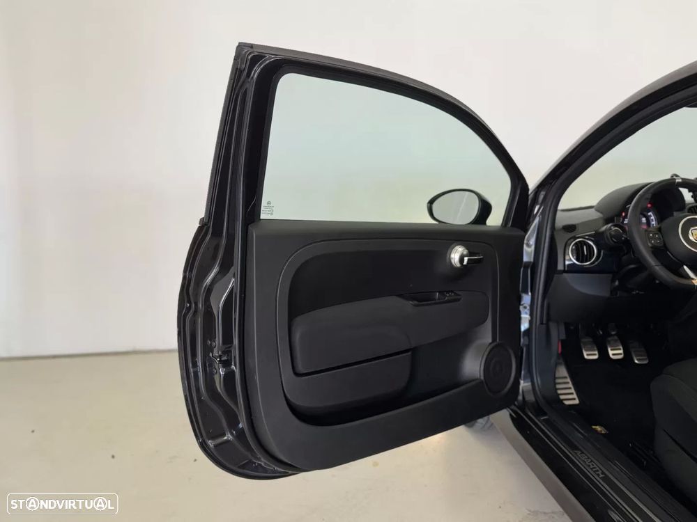 Abarth 595C 1.4 T-Jet 595 - 17