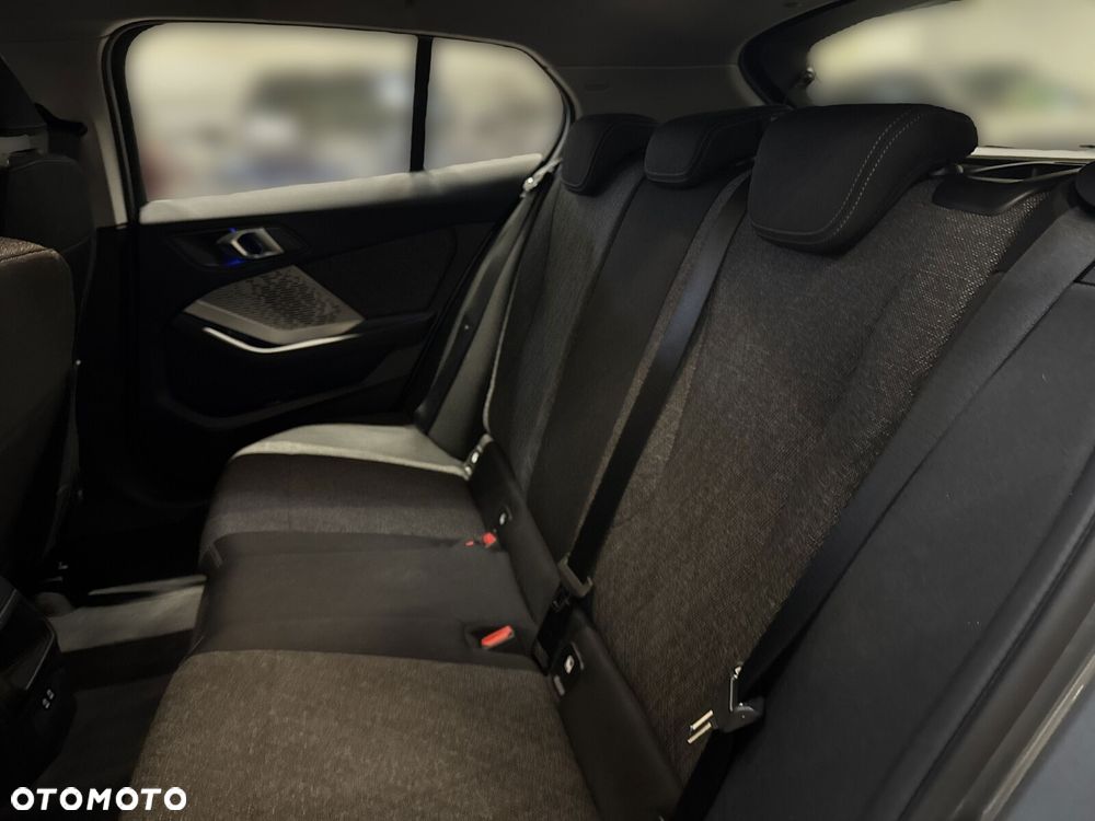 BMW Seria 1 - 18