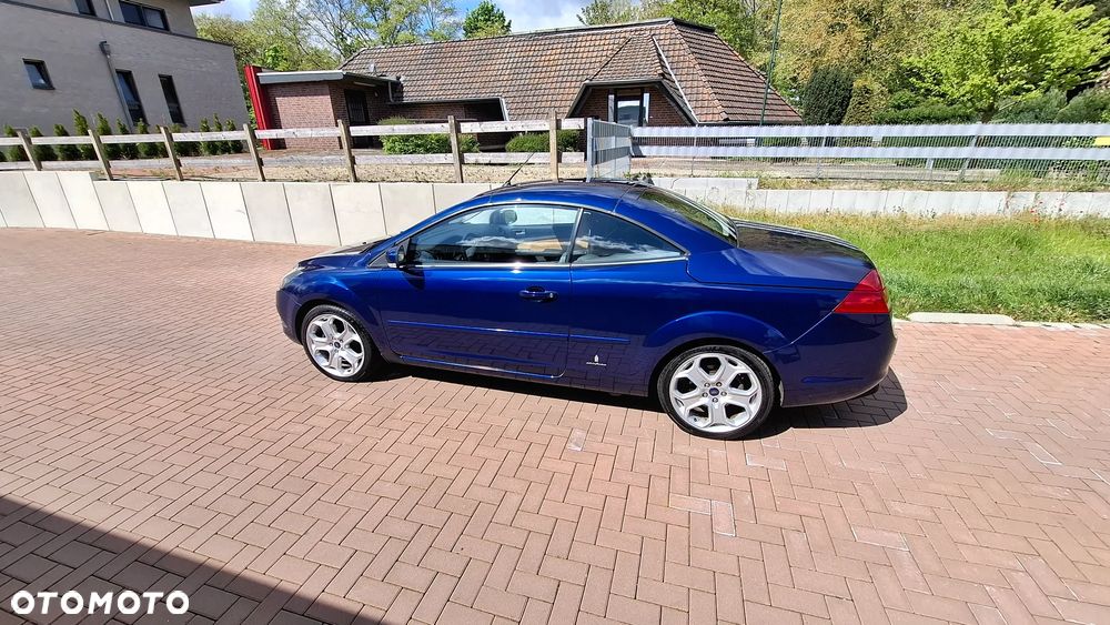 Ford Focus 2.0 16V Titanium - 16