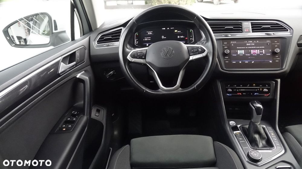 Volkswagen Tiguan - 34