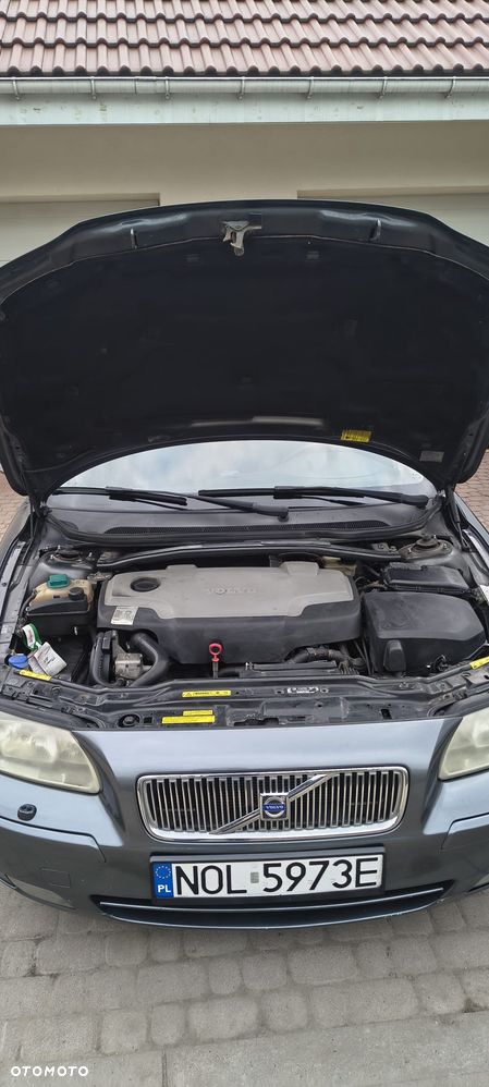 Volvo V70 - 1