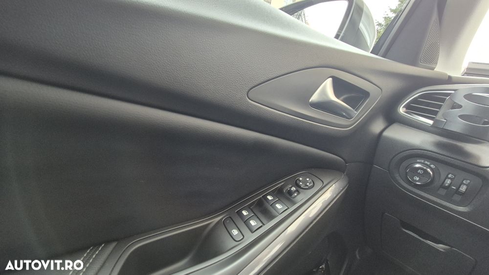 Opel Grandland X 1.2 Turbo START/STOP Innovation - 10