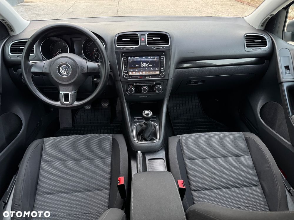 Volkswagen Golf 1.6 Edition - 17