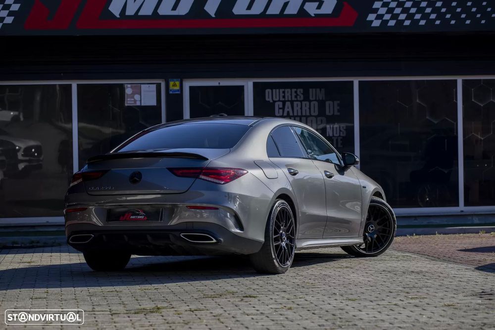 Mercedes-Benz CLA 250 e - 38