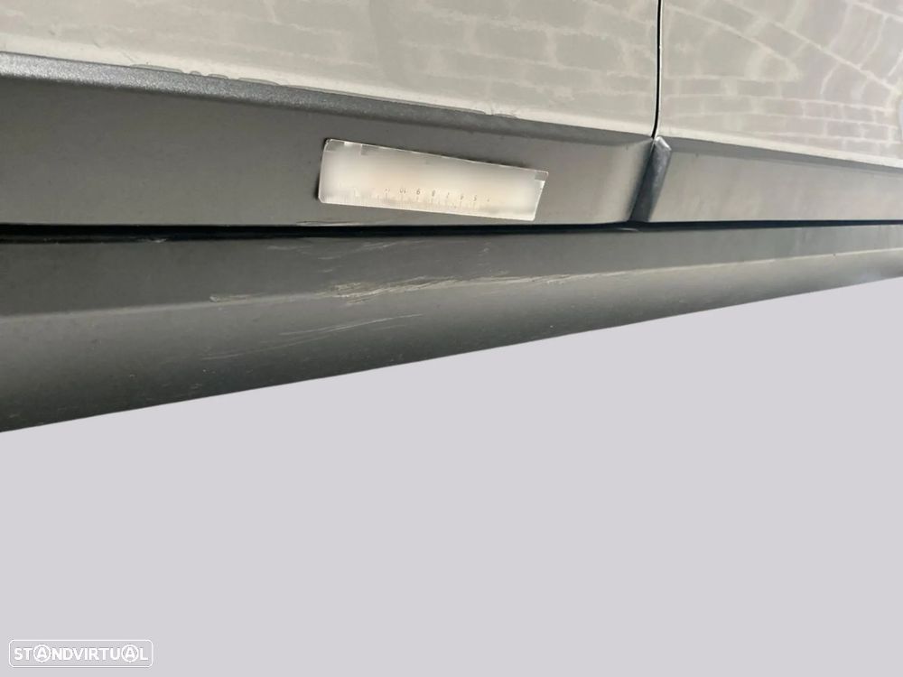 Peugeot 2008 1.2 PureTech Style - 19