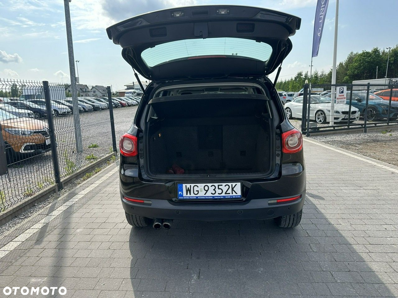 Volkswagen Tiguan - 9