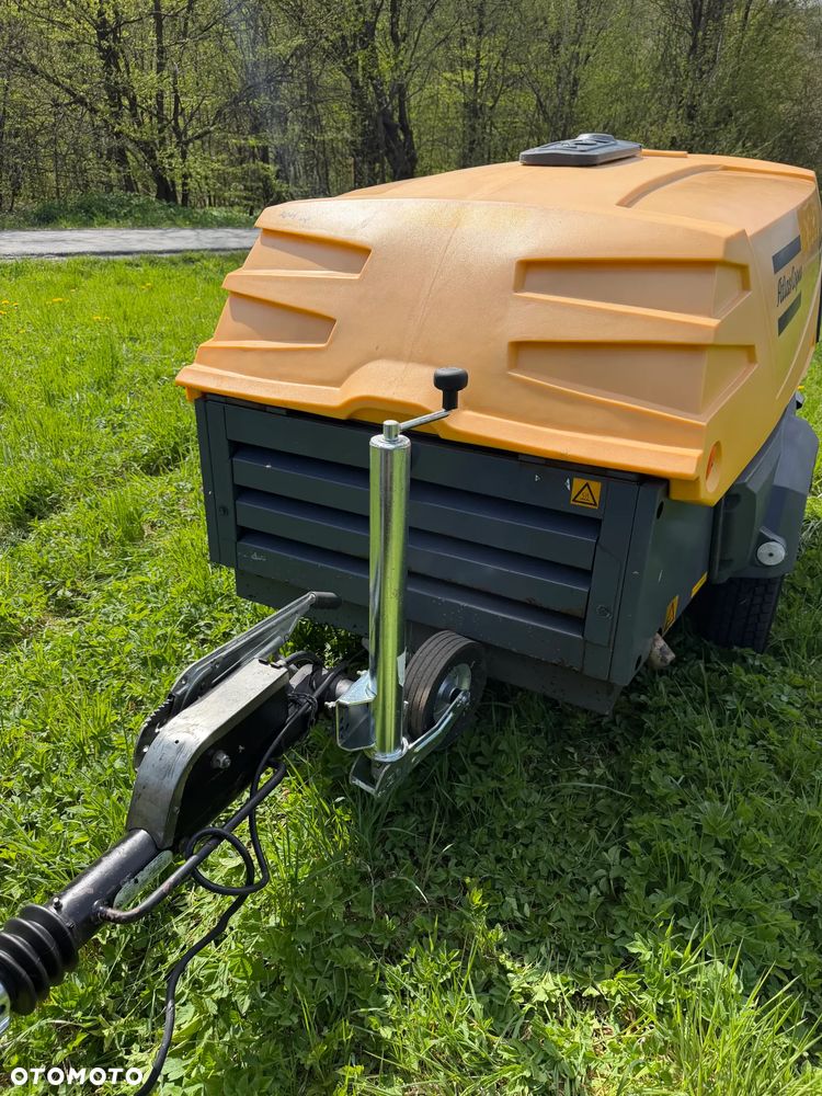 Atlas Copco QAX 30 KW Agregat Generator Prądotwórczy Mobilna Przyczepka do rejestracji jako pojazd. 30 KVA. 2015rok. Agregat Sprowadzony z Norwegii! DEUTZ Silnik 45 KM. Zadbana maszyna! Po Serwisach. Hamulec Najazdowy. 3900 mtg. Prądnica LEROY SOMER. OKAZJA Pracował sporadycznie w Norweskiej Komunie! - 22
