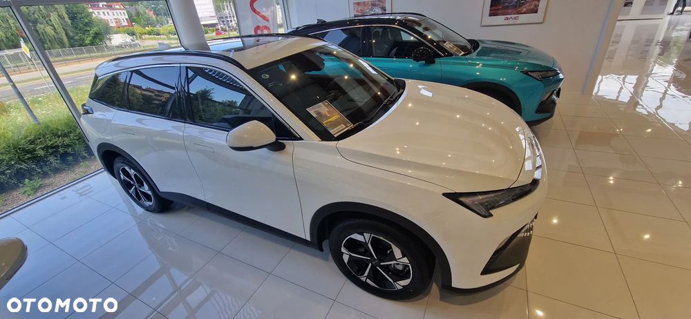 BAIC 5 Beijing 1.5T Business DCT - 6