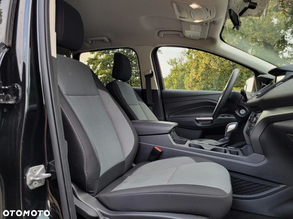 Ford Kuga 1.5 EcoBoost 4WD Trend - 35