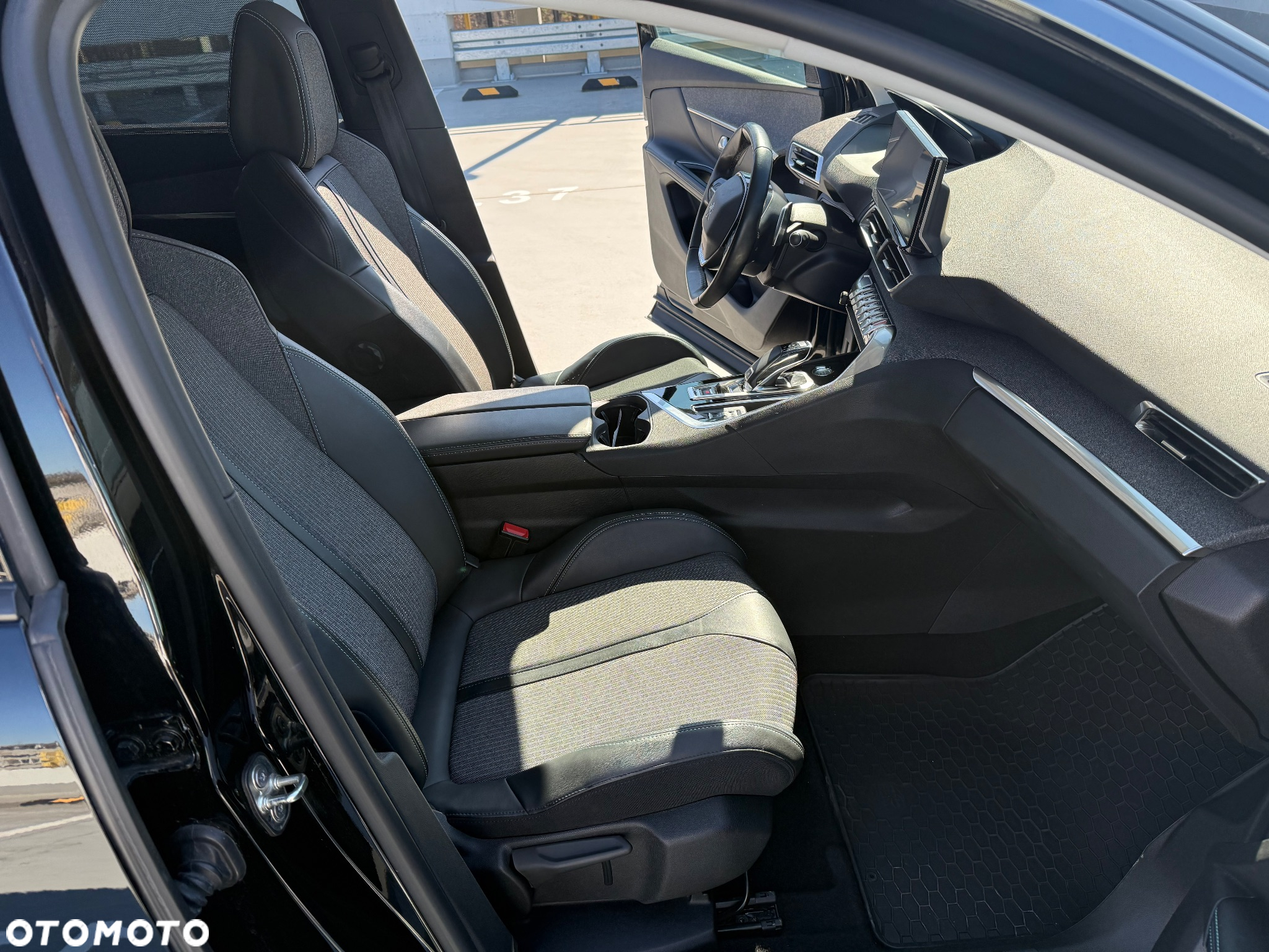 Peugeot 5008 2.0 BlueHDi Allure Pack S&S EAT8 - 14