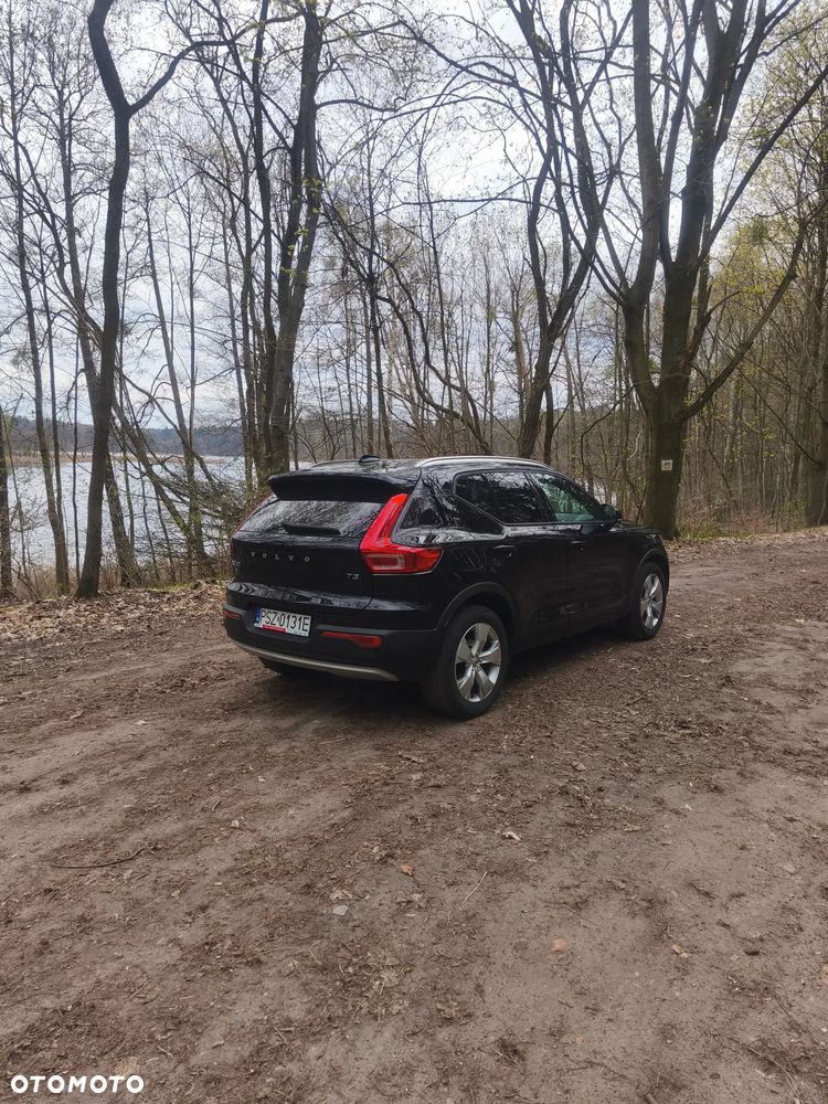 Volvo XC 40 T3 Momentum Pro - 4