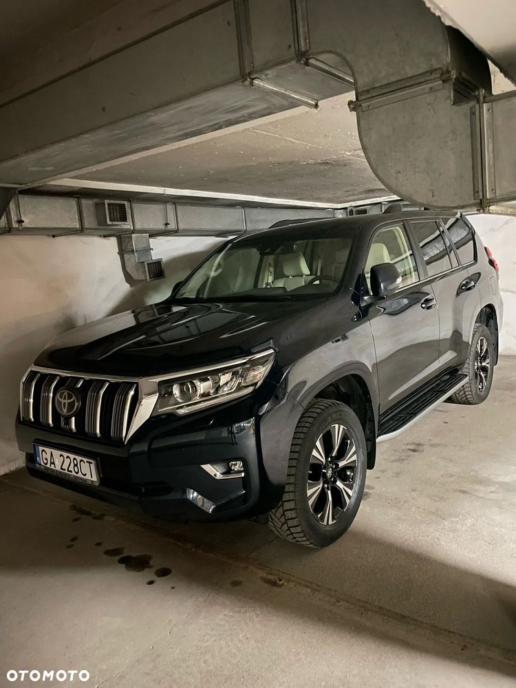 Toyota Land Cruiser - 17