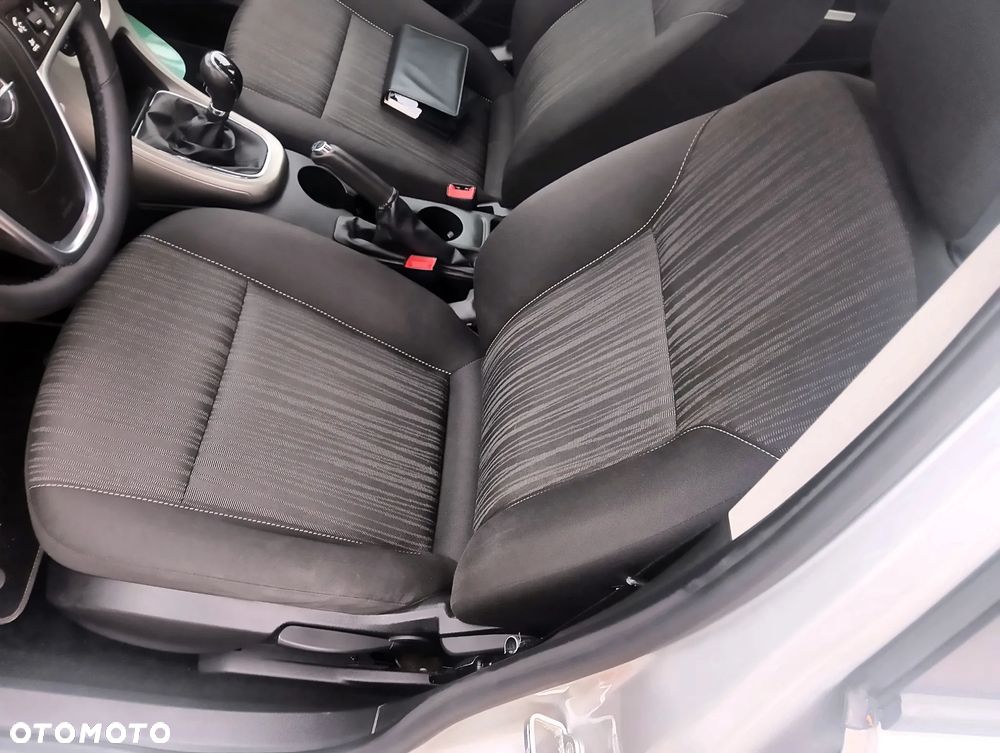 Opel Astra 1.4 Turbo Cosmo - 5