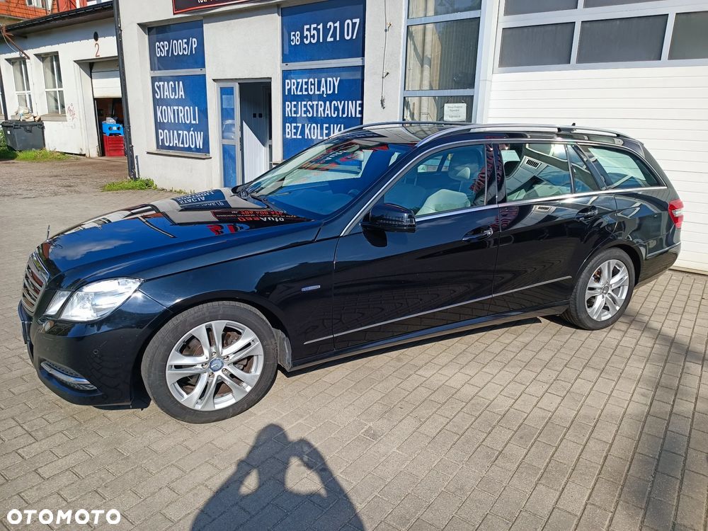 Mercedes-Benz Klasa E 200 T CGI BlueEFFICIENCY 7G-TRONIC Avantgarde - 3