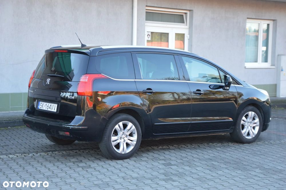 Peugeot 5008 HDI FAP 165 Automatik Premium - 3