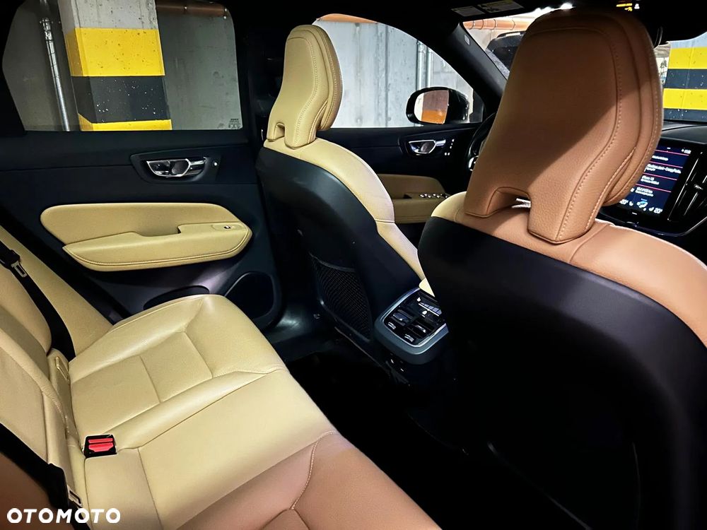 Volvo XC 60 T6 AWD Inscription - 18