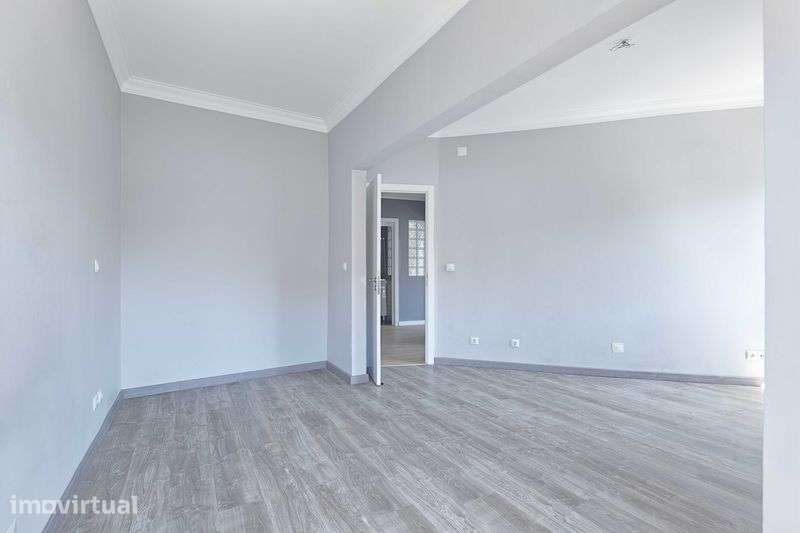 Vendo Apartamento T1 + 1 em Queluz - Grande imagem: 5/12