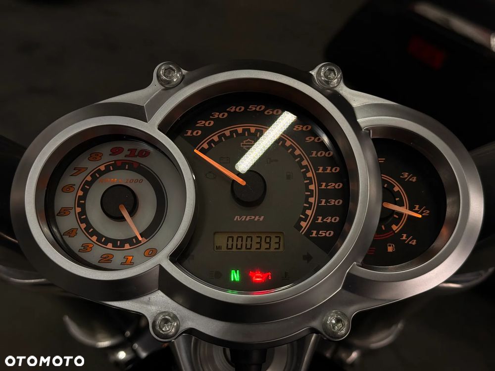 Harley-Davidson V-Rod Muscle - 15