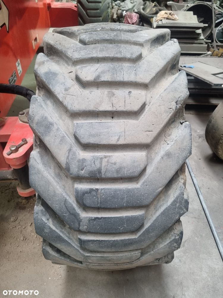 JLG 800AJ - 5