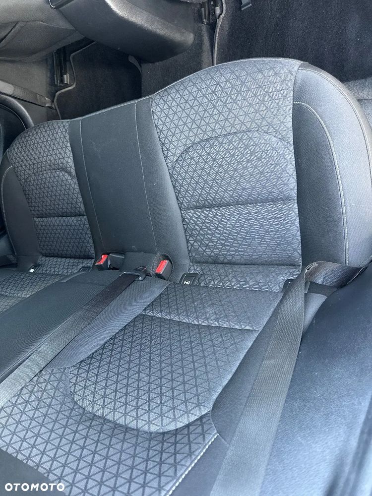 Kia Ceed 1.6 CRDi mHEV M - 15