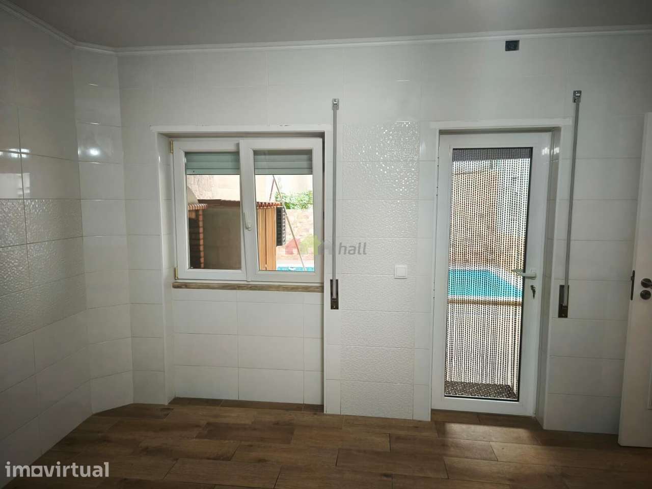 Moradia T4 com Piscina no Centro Alhos Vedros - Grande imagem: 5/45