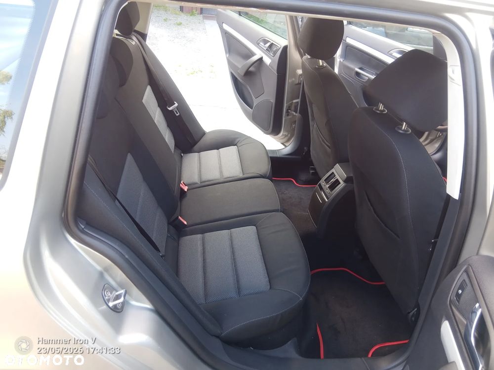 Skoda Octavia 1.6 Combi - 25