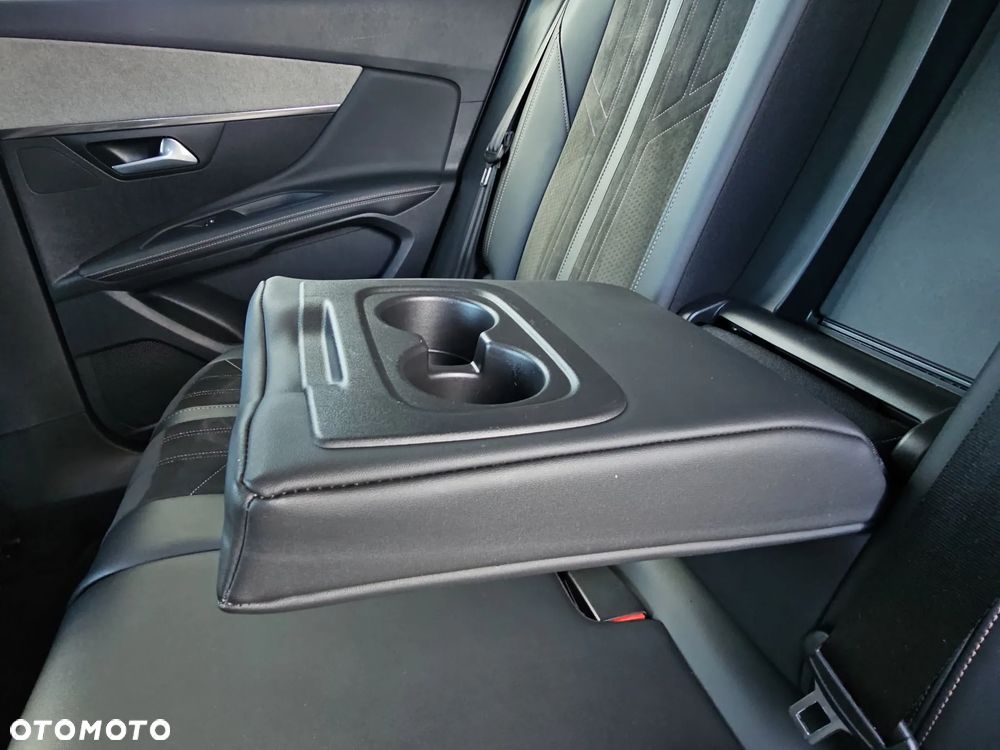 Peugeot 3008 1.6 PureTech GT S&S EAT8 - 26