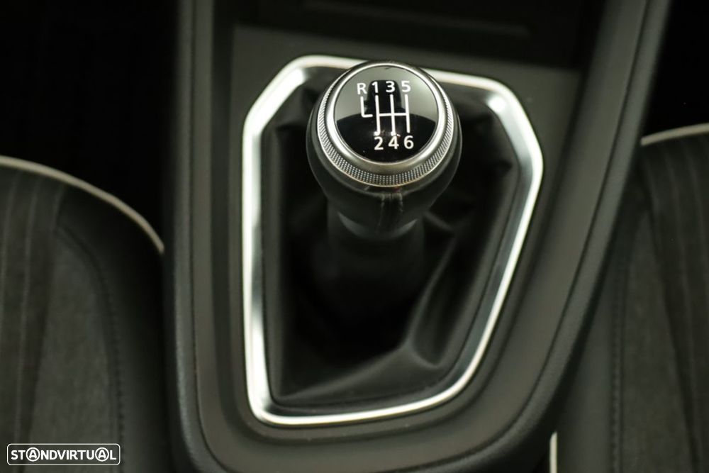 Mitsubishi Colt 1.0 MPI-T Launch Edition - 13