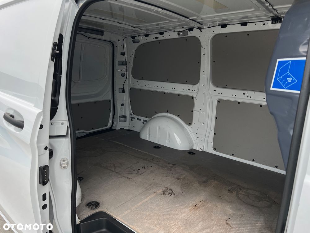 Mercedes-Benz VITO - 15