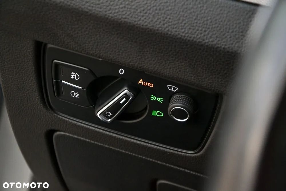 Volkswagen Passat Variant 1.8 TSI BMT Comfortline DSG - 26