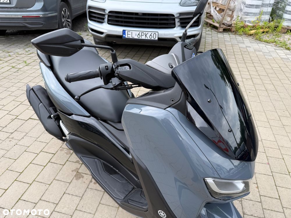 Yamaha NMAX - 11