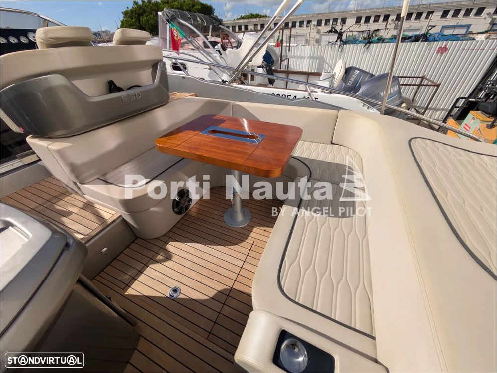 Cranchi Endurance 30 - 11