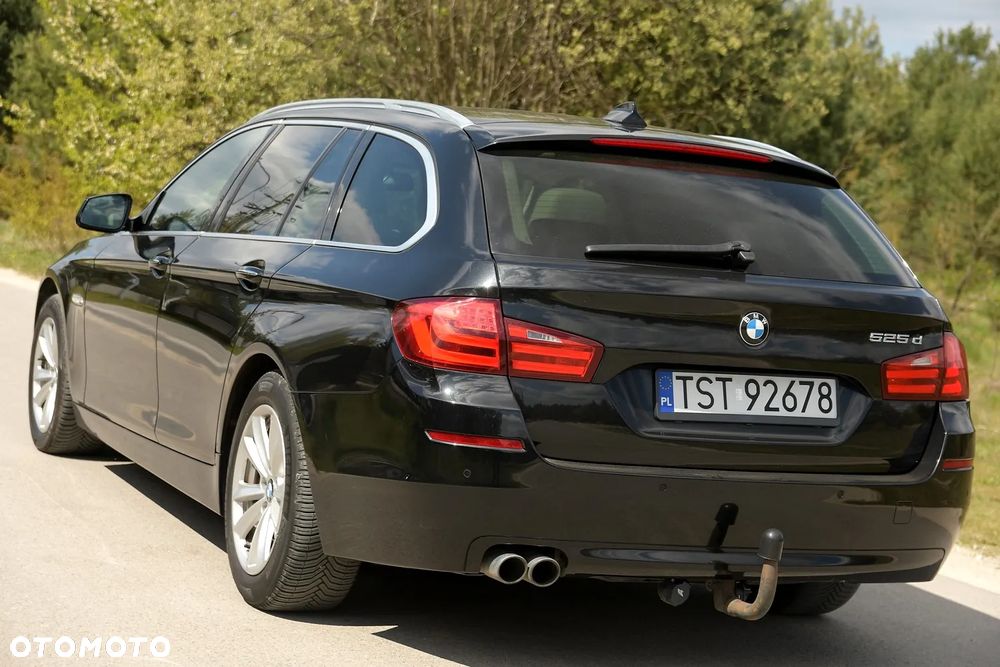 BMW Seria 5 525d - 5