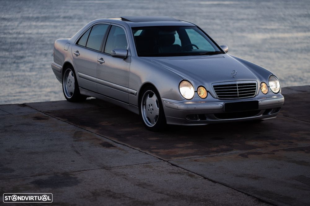 Mercedes-Benz E 320 - 29