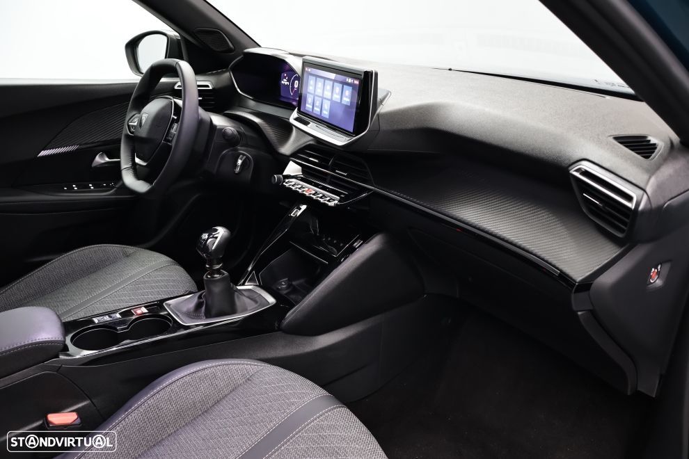 Peugeot 2008 1.2 PureTech Allure - 40