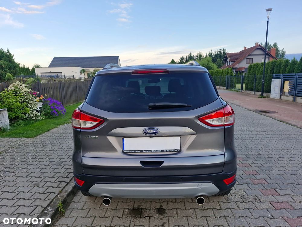 Ford Kuga 2.0 TDCi 4WD Titanium Plus - 3
