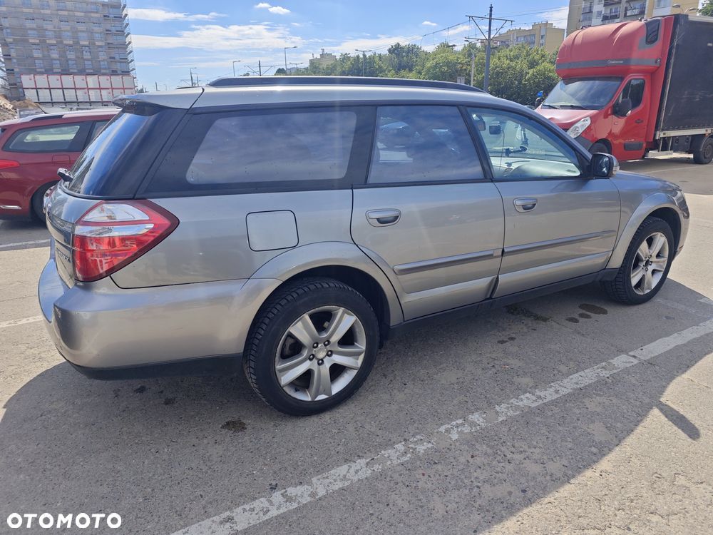 Subaru Outback - 4