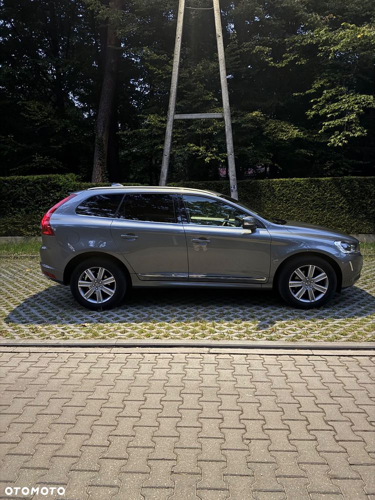 Volvo XC 60 D5 AWD Summum - 8
