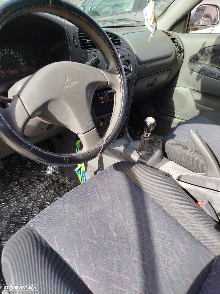 Mitsubishi Colt 1.3 GLX - 11