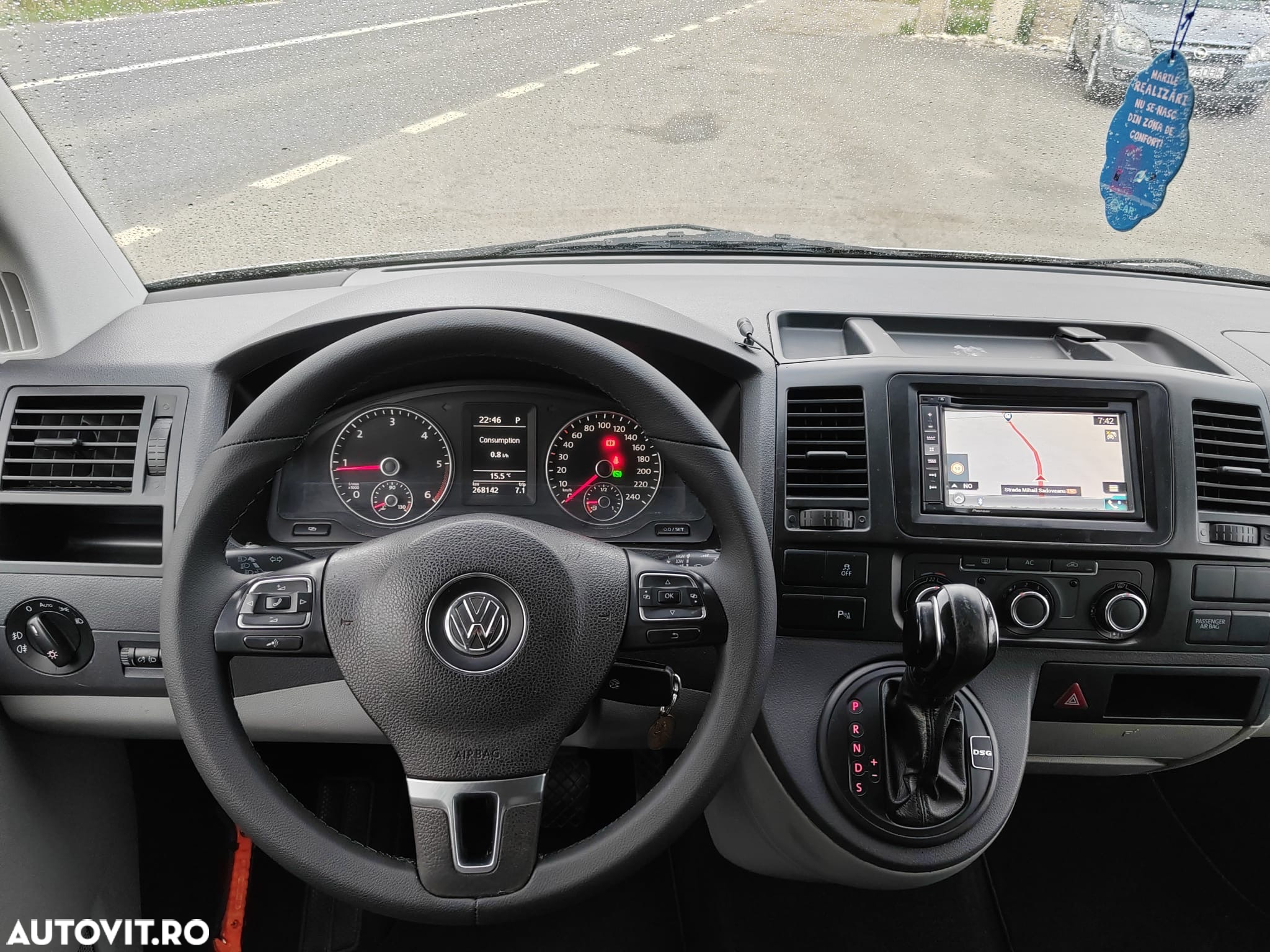 Volkswagen Transporter - 7