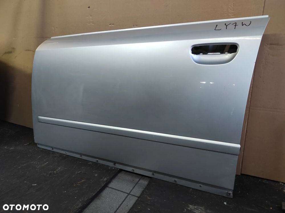 DRZWI LEWE PRZEDNIE LEWY PRZÓD AUDI A4 B6 LY7W SRBRNE WYSYŁKA !!! - 2