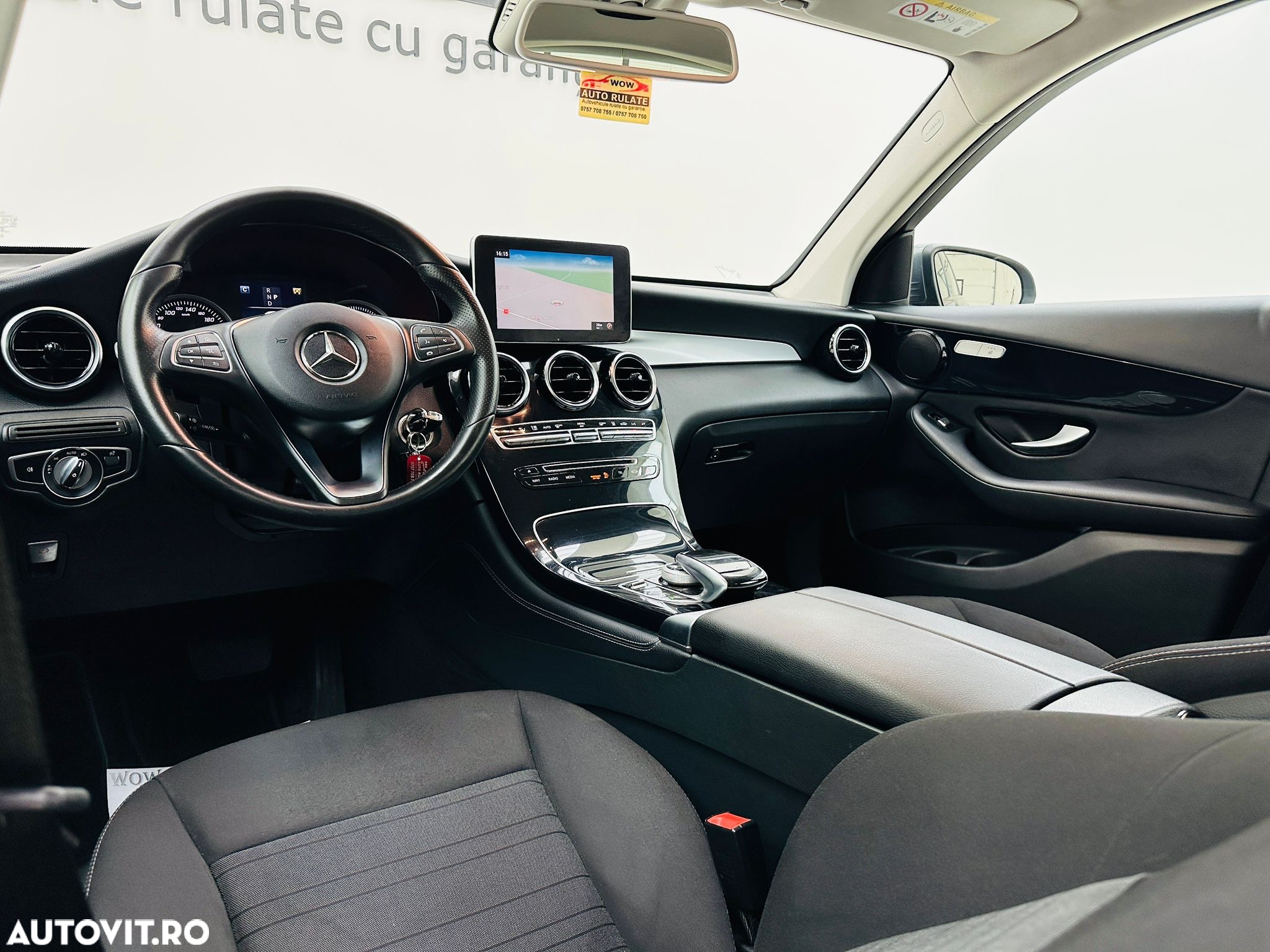 Mercedes-Benz GLC - 24