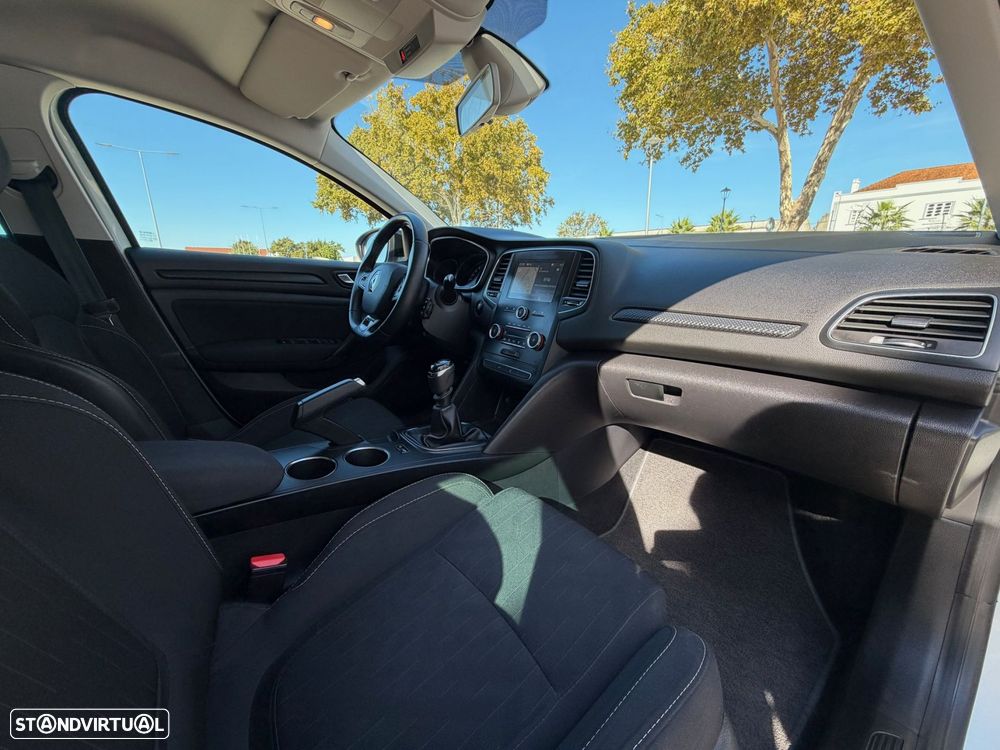 Renault Mégane Sport Tourer 1.3 TCe Limited - 14